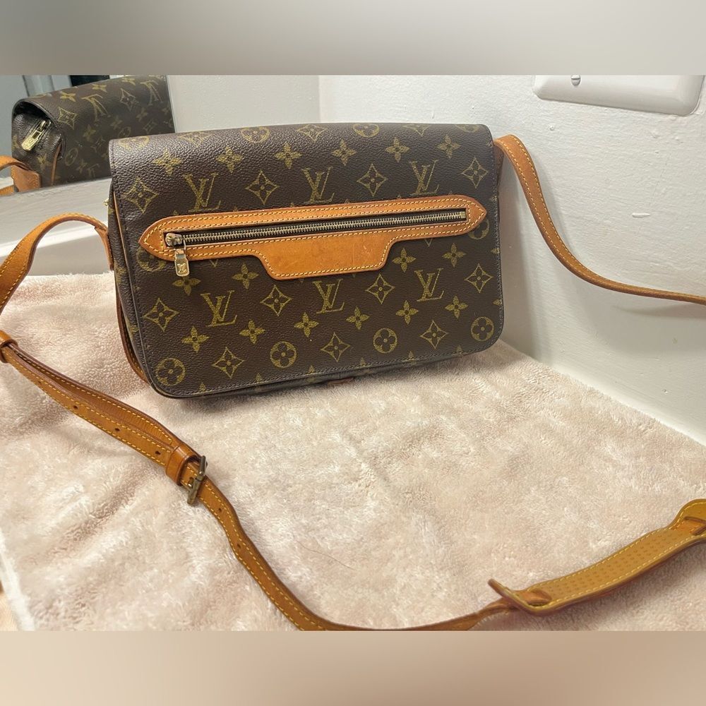 Louis Vuitton Saint Germain 24 monogram